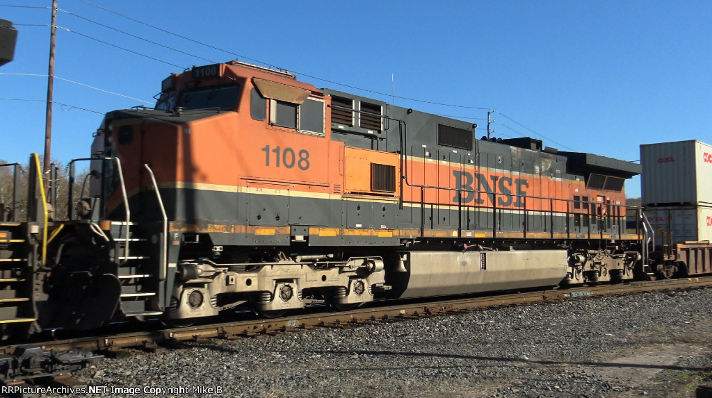 BNSF 1108